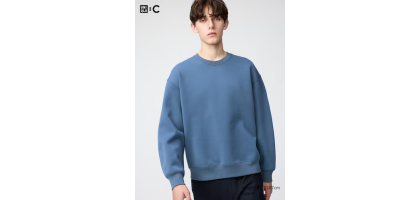 C Oversized Sweatshirt UNIQLO