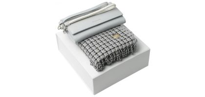 Set Cacharel Light Blue (lady Purse & Scarve)