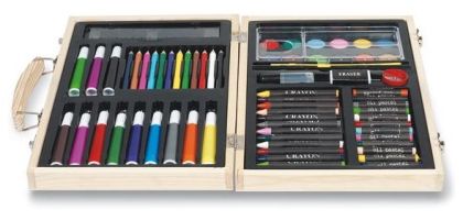 Artist'S Set In Wooden Box