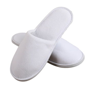 Crown Closed Toe Hotel Slippers