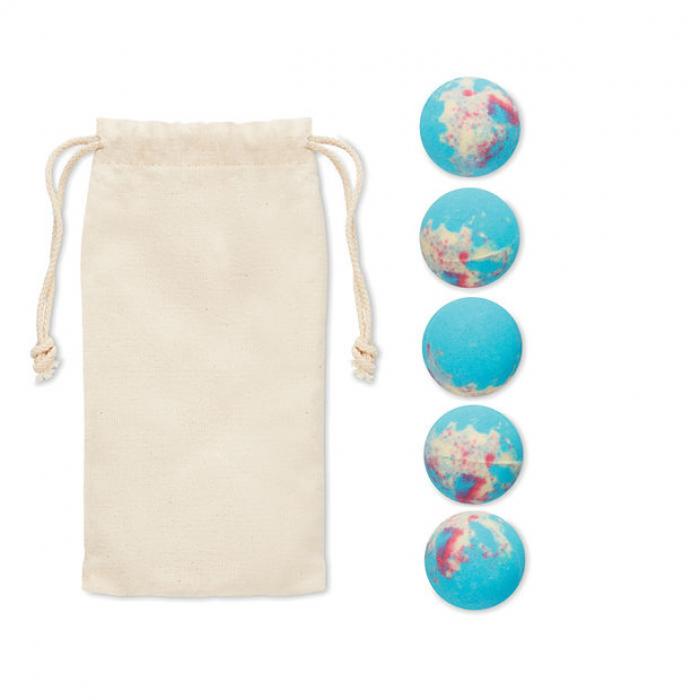 Effervescent bath bombs in cotton pouch